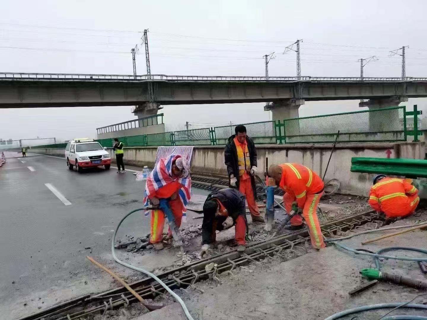 封丘桥梁伸缩缝抢修料